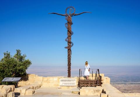 أفضل الأماكن السياحية في الأردن - جبل نيبو